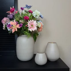 Beige Windlicht ‘Tasman’ | Vase The World | Verkrijgbaar in 2 maten | Chique-Living