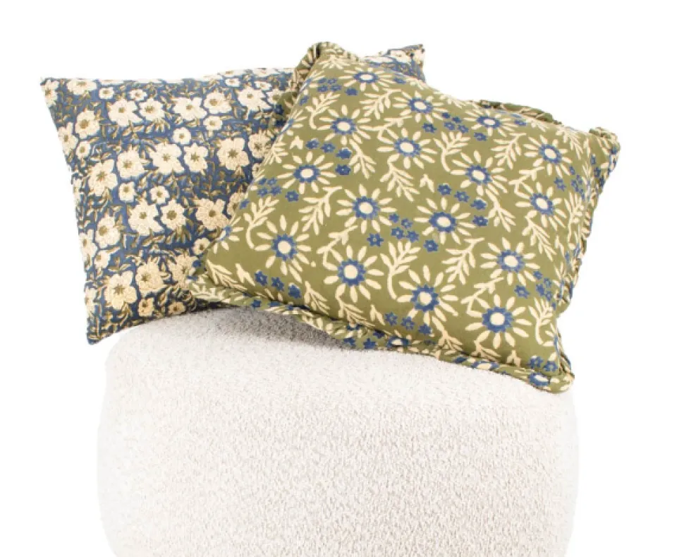 Kussen ‘Floral met Roezels’ Smaragd kopen | Luxe Sierkussen 45x45cm met Bloemmotief | Chique Living