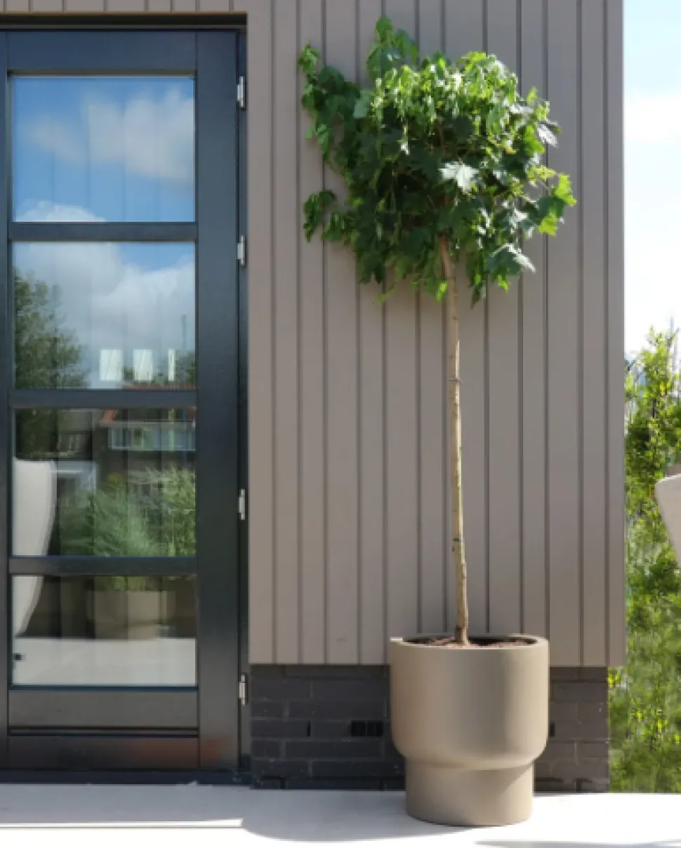 Taupe Bloempot Roskilde S Ø37xH40 – UV & Vorstbestendig