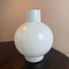 Witte Bol Vaas kopen | Glazen Designvaas Ø35cm | Countryfield – Chique Living
