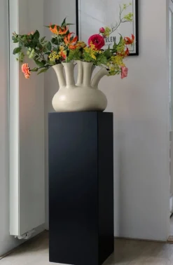 Zuil / Bloempot Matte Zwart | Vase The World | L35 x B35 x H100cm | Chique-Living